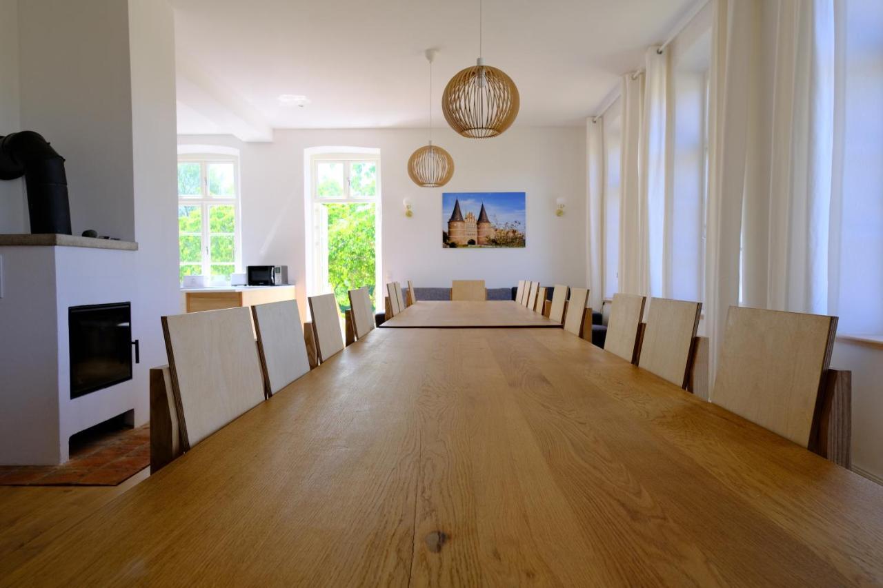 Gutshaus Fewo Luebeck Dassow Ngoại thất bức ảnh