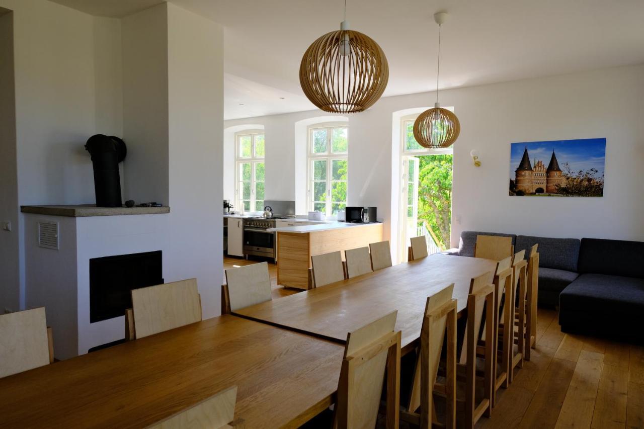 Gutshaus Fewo Luebeck Dassow Ngoại thất bức ảnh